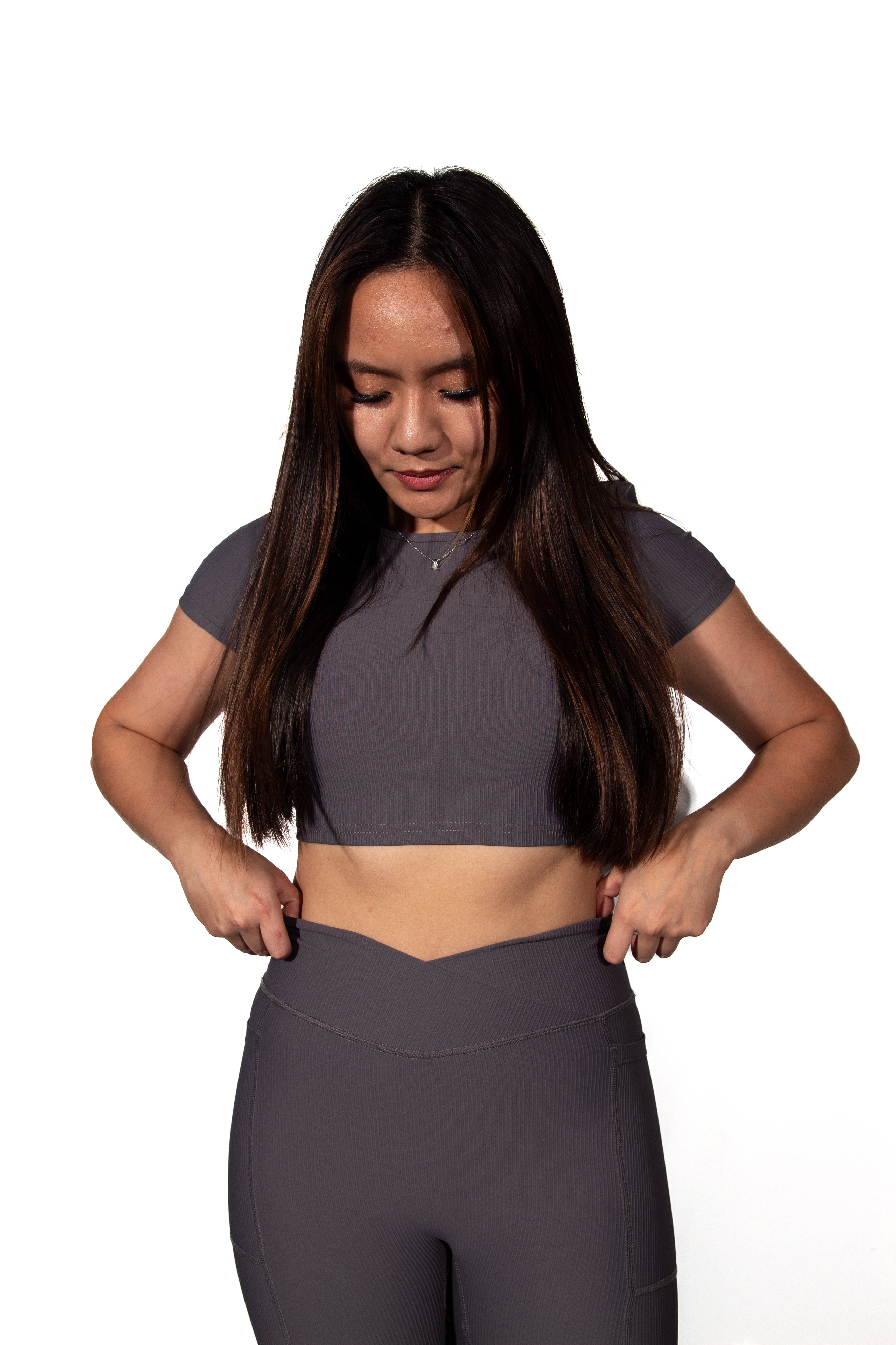 Backless Short-sleeve Sports Bra